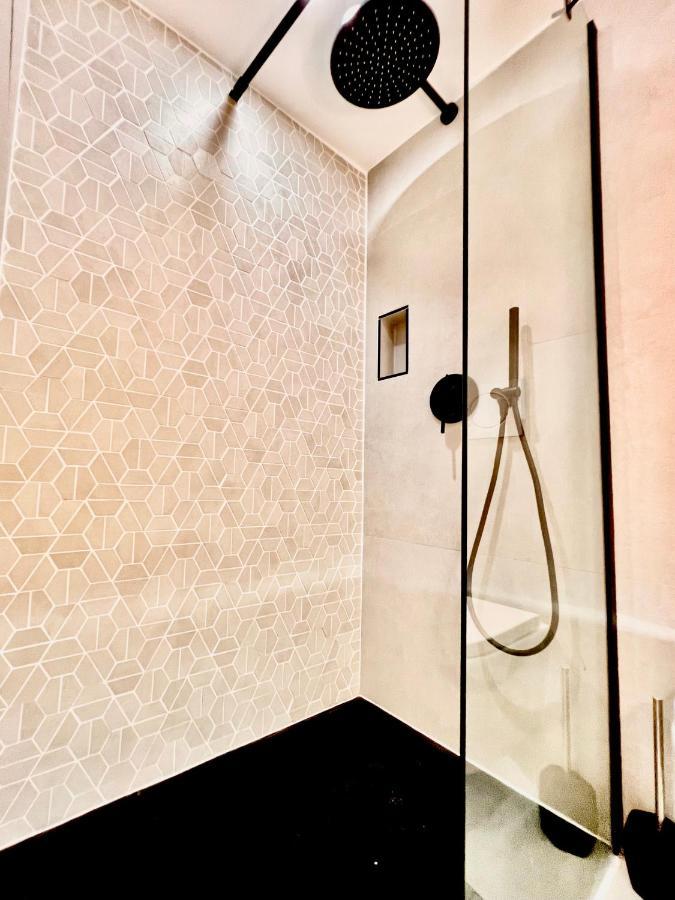 Duplex Le Gesu - Heart Of Old Town - Modern - Wifi - Clim Apartment Ница Екстериор снимка